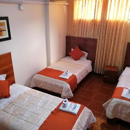 Victtorios Hotel Satipo Eksteriør billede