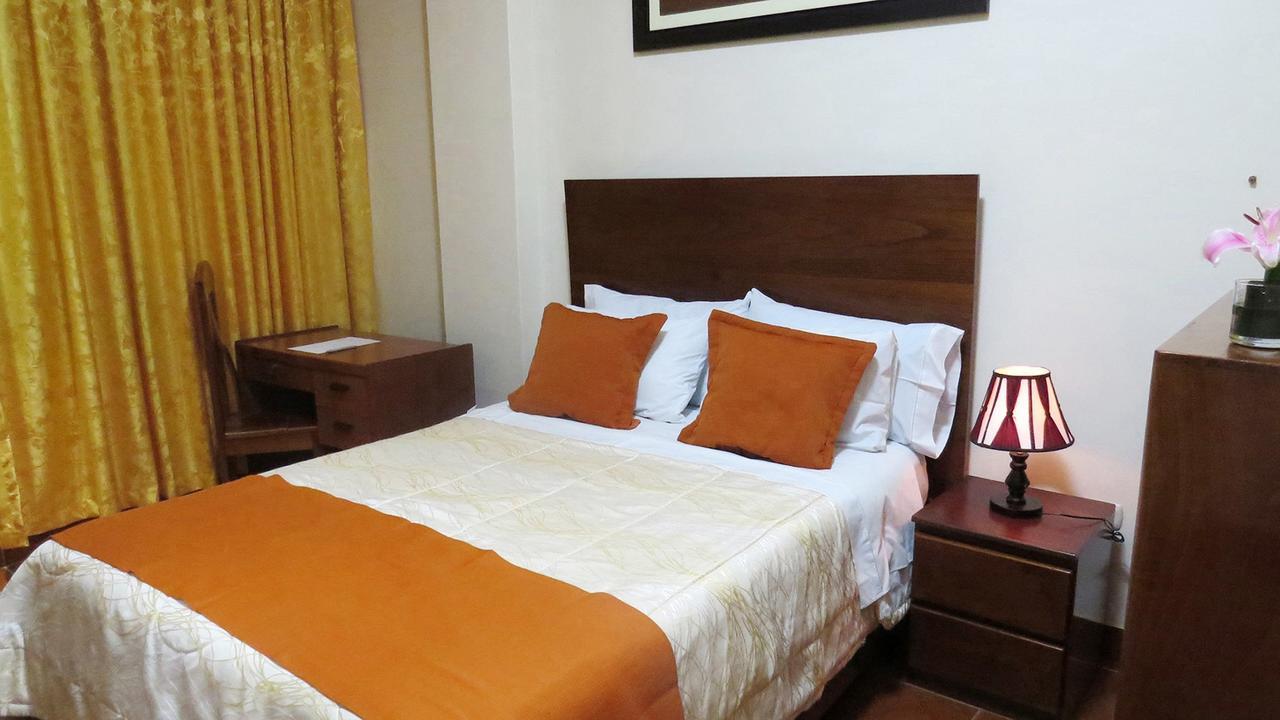 Victtorios Hotel Satipo Eksteriør billede